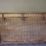 Wicker trunk