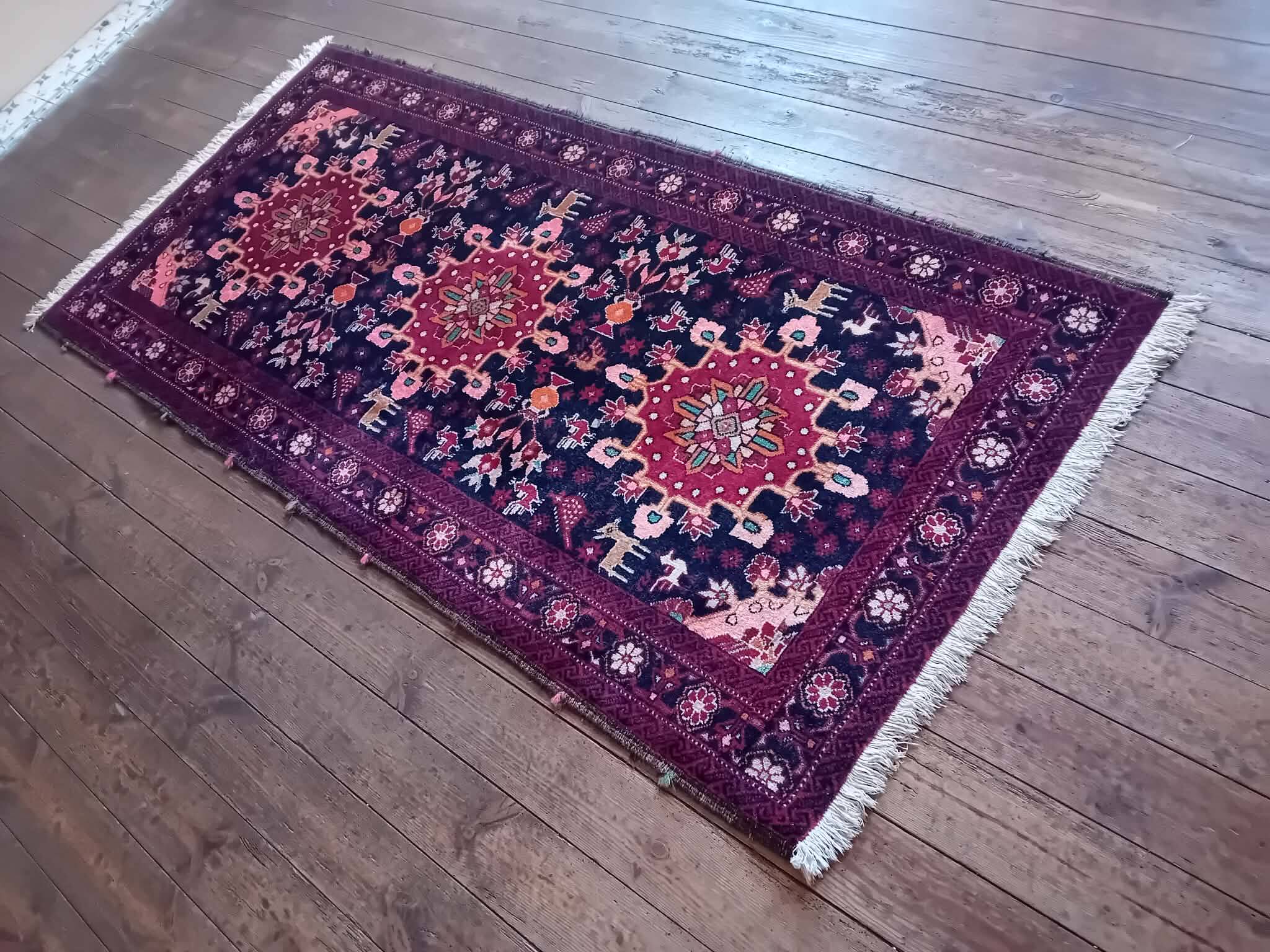 Handmade Belouch Persian rug 187x93cm