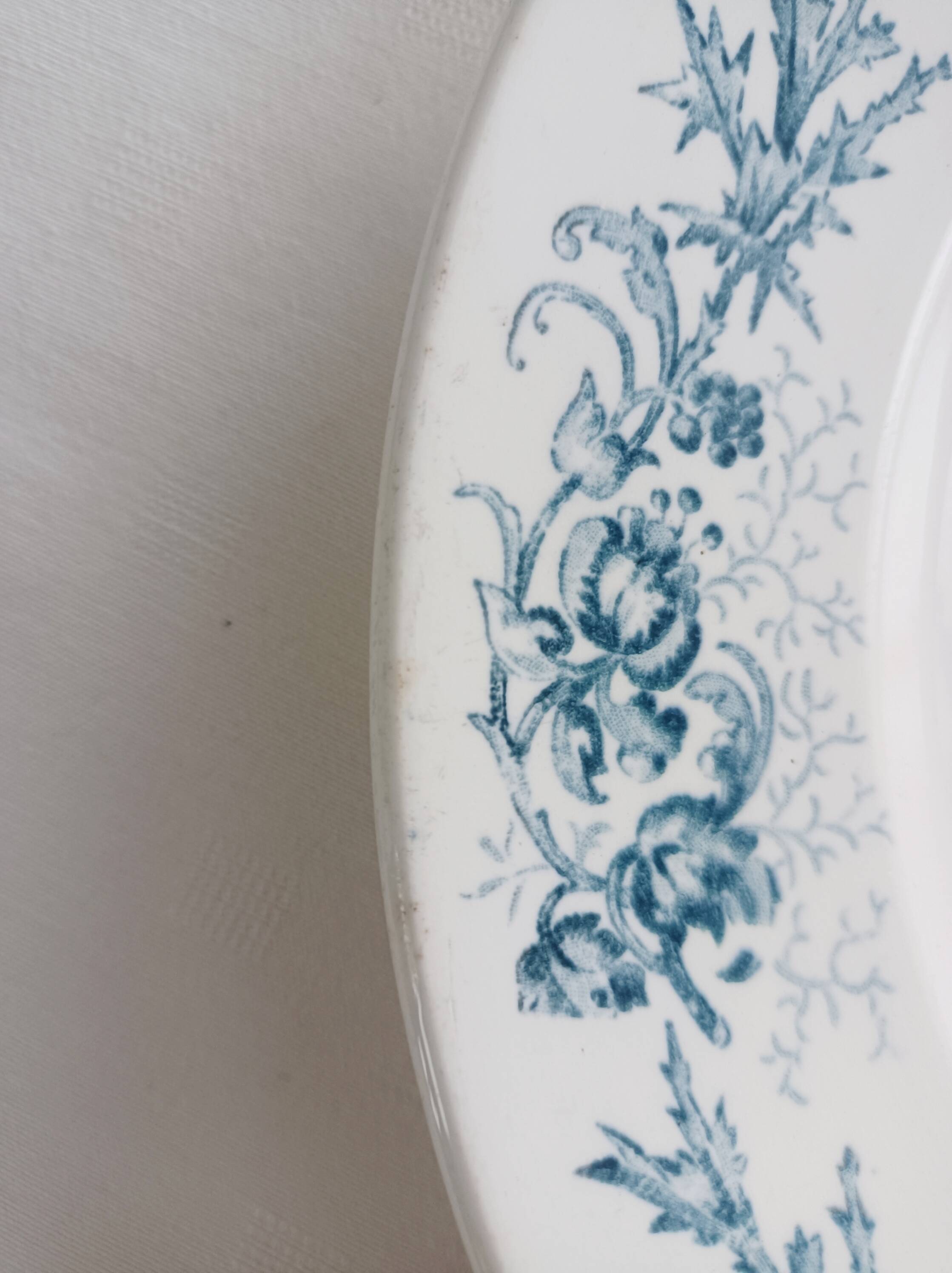 Round iron earth dish Longwy Cyrano