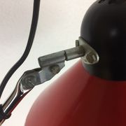 Lampe de bureau articulée Aluminor grand modèle, rouge