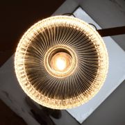 Suspension en verre du milieu du siècle années 1960