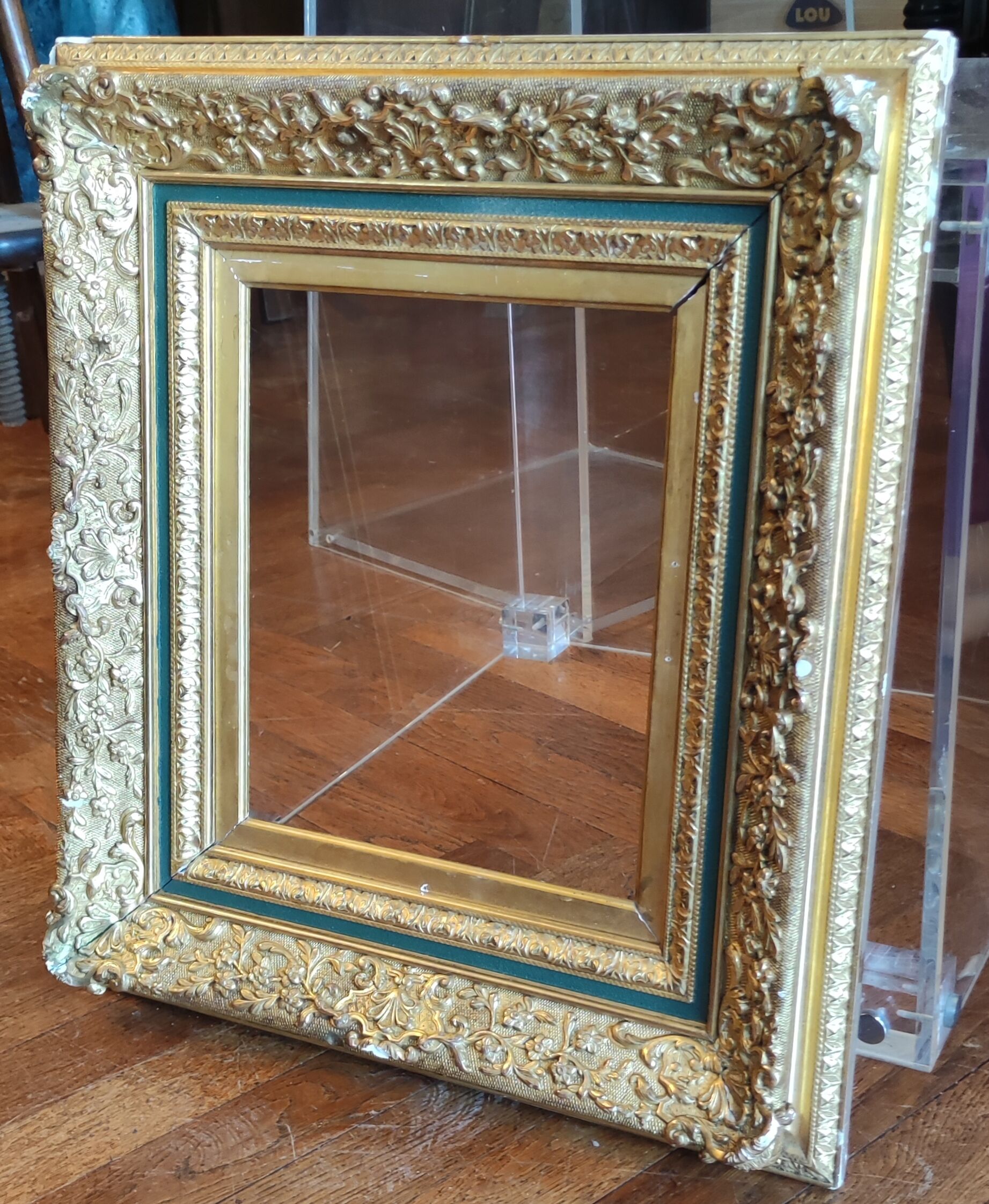 Old gilded frame/19th century