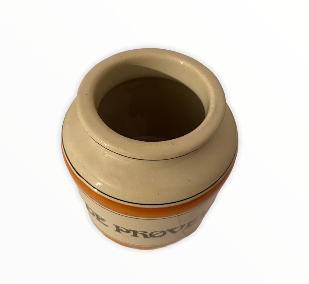 Pot à herbes de provence