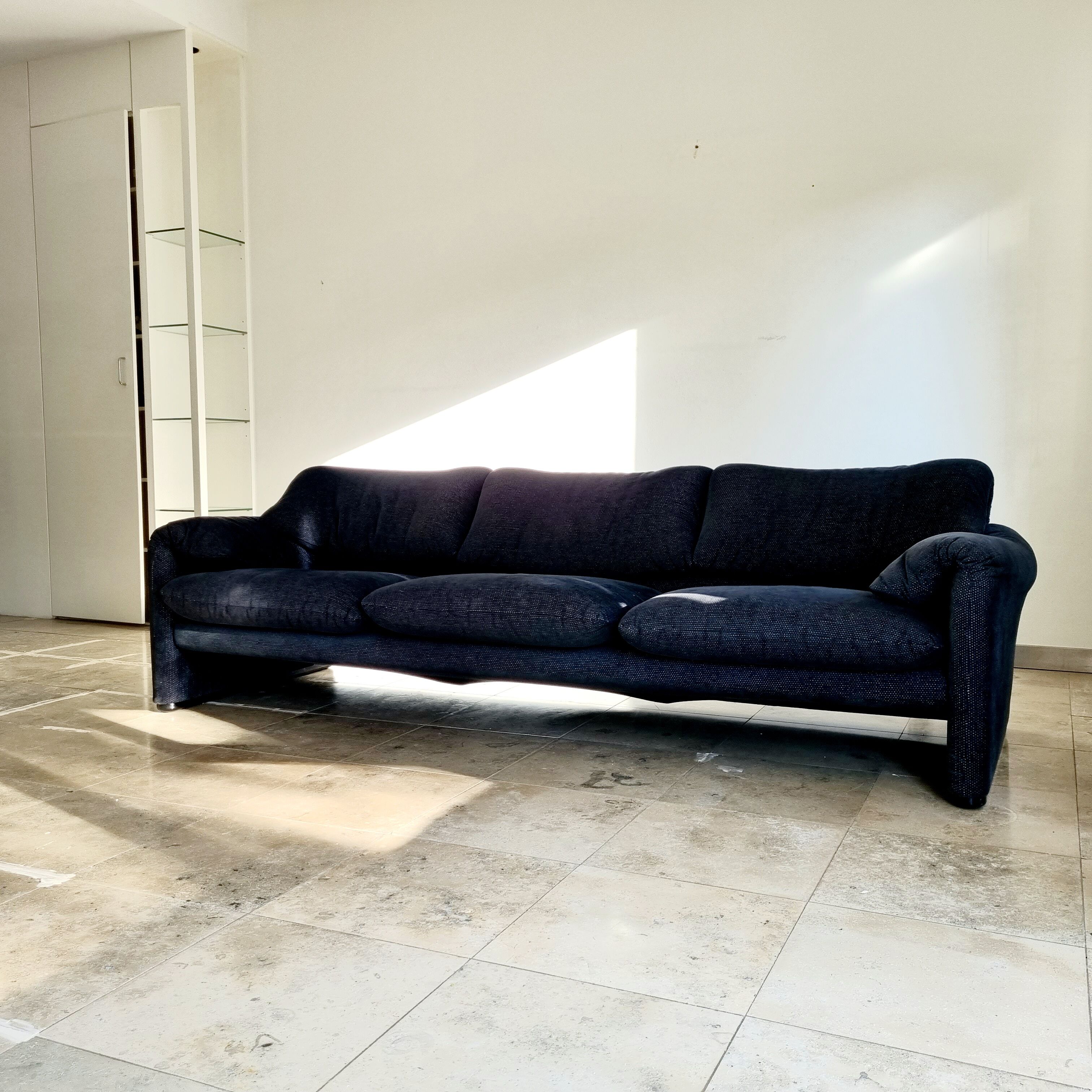 Maralunga 3 seater sofa by Vico Magistretti for Cassina