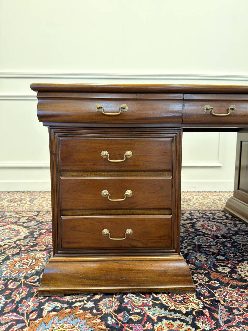 Large English Desk Partnerdesk