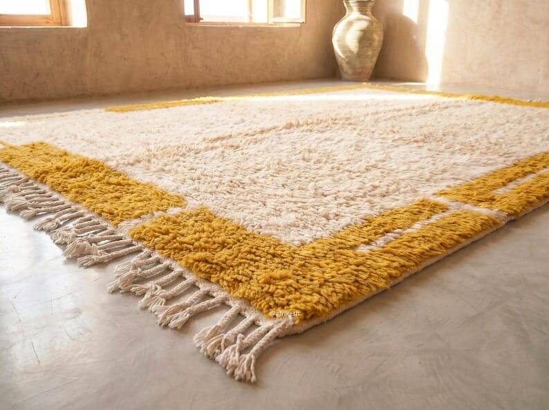 Handwoven natural wool rug, traditional craftsmanship, 150/250 cm.