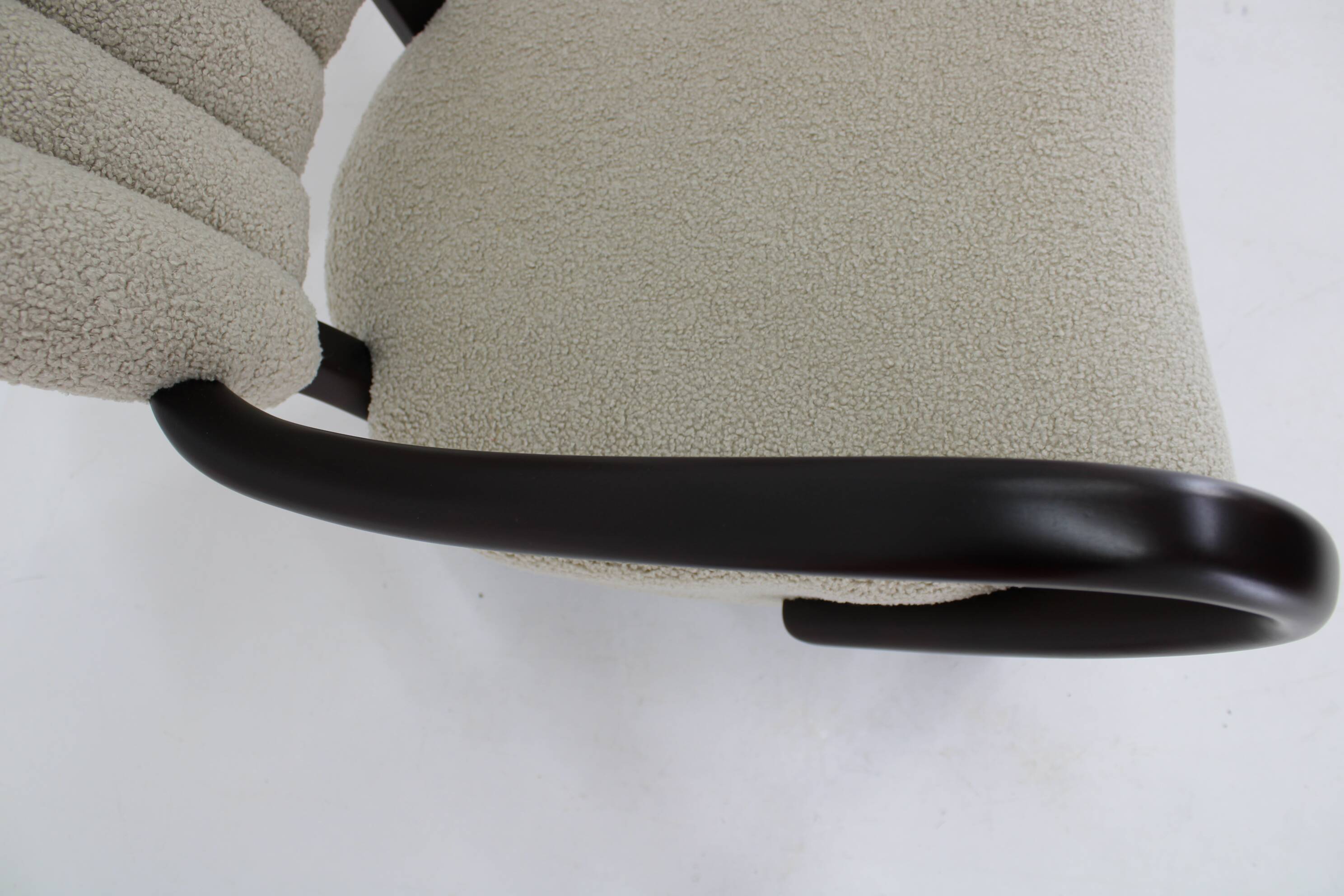 1930s Pair of Jindrich Halabala Art Deco H-237 Armchairs in Bouclé, Restored