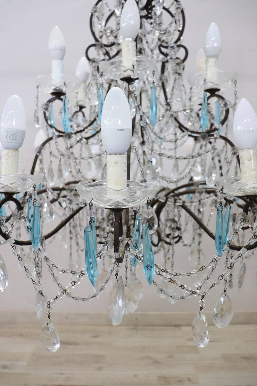 Large Chandelier with 18 Bulbs