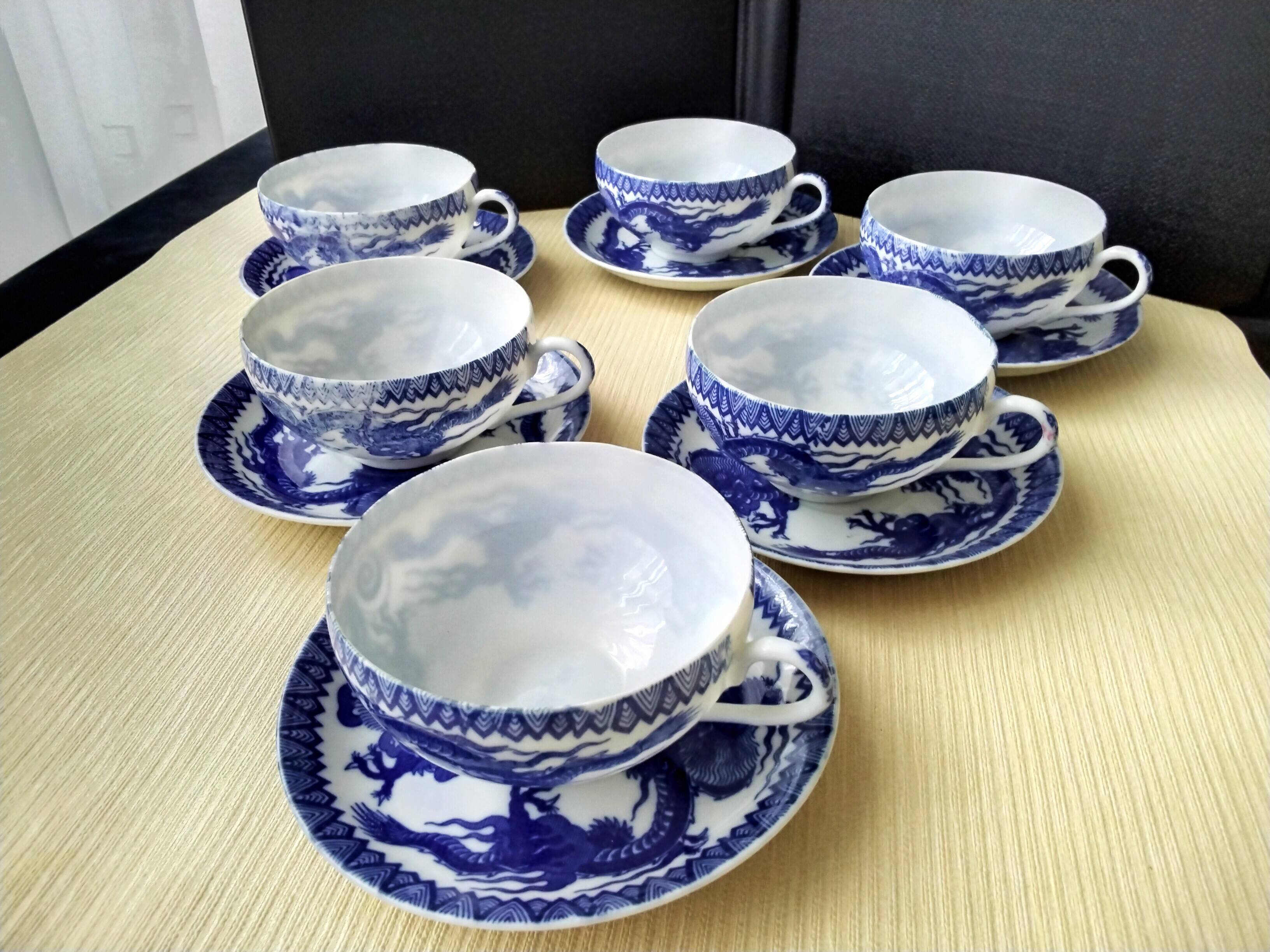 6 Japanese porcelain tea cups Dragon decoration