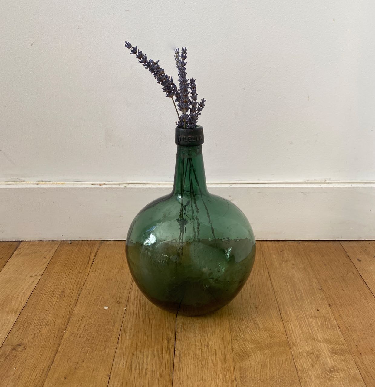 Demijohn