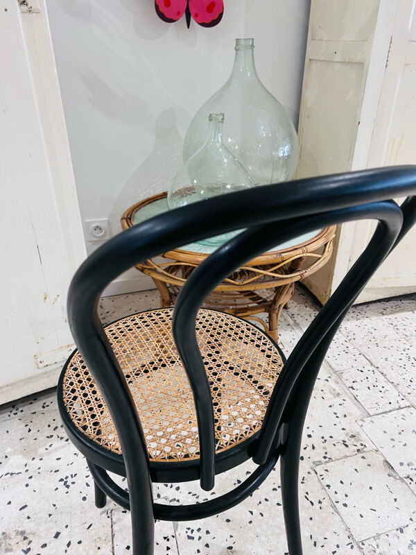 Chaise cannée