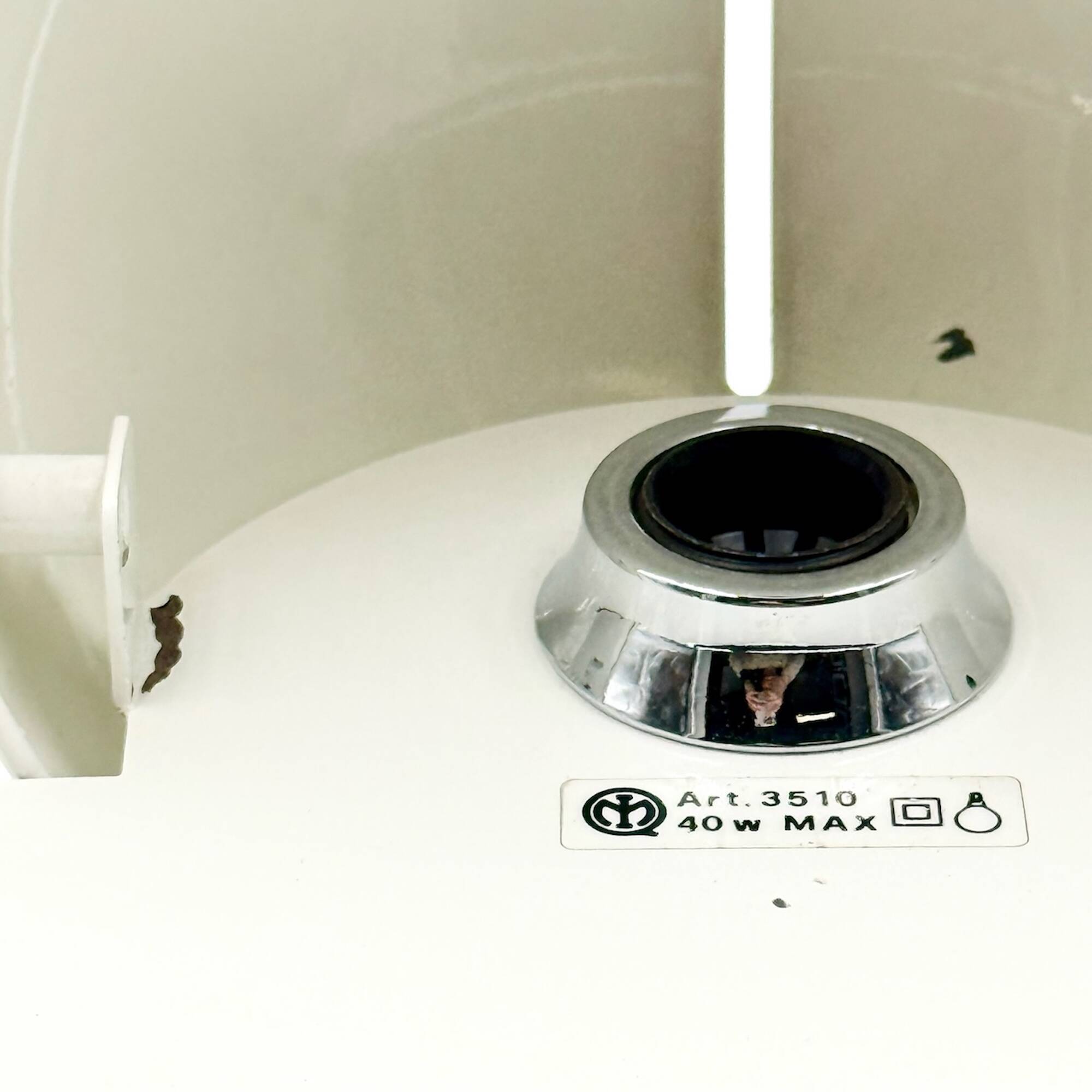 Lampe Bugia iGuzzini années 70 design italien Space Age