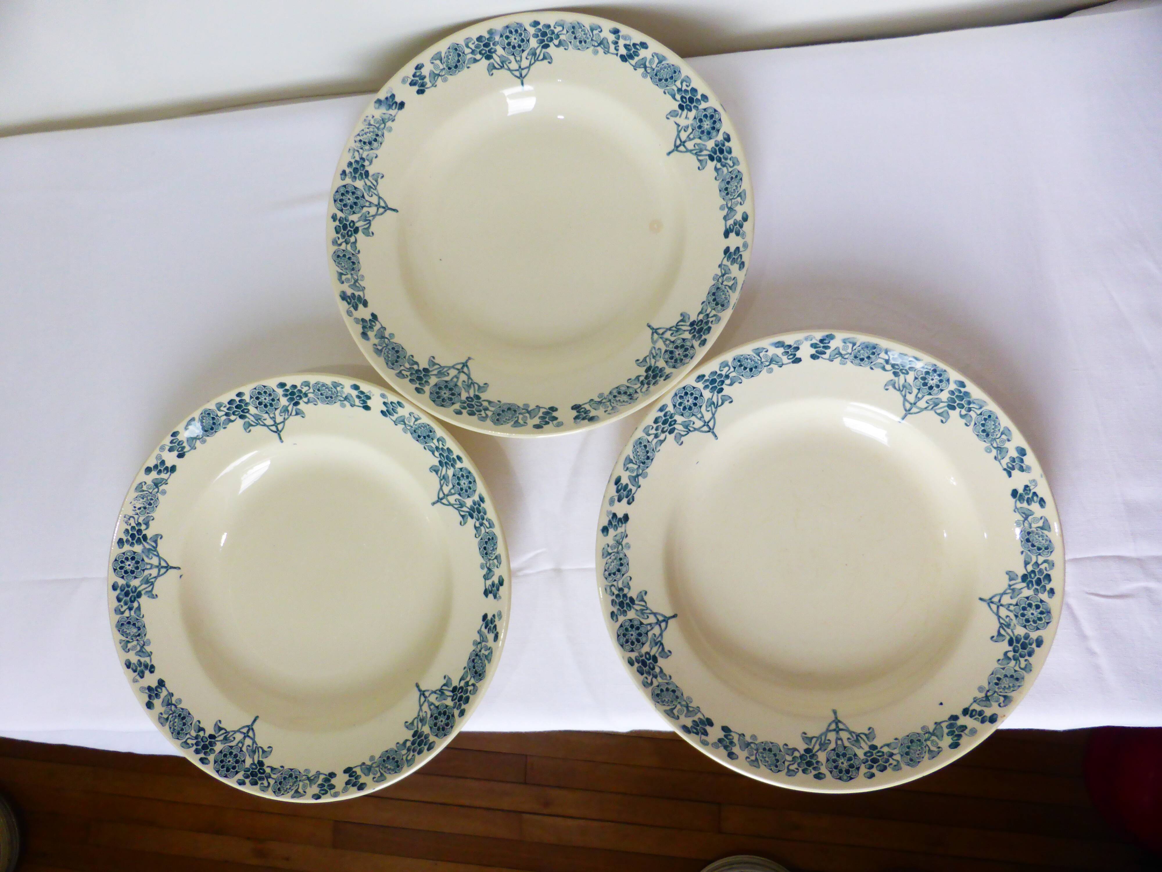 3 deep plates in ironstone from Longchamp model Christiane 220511