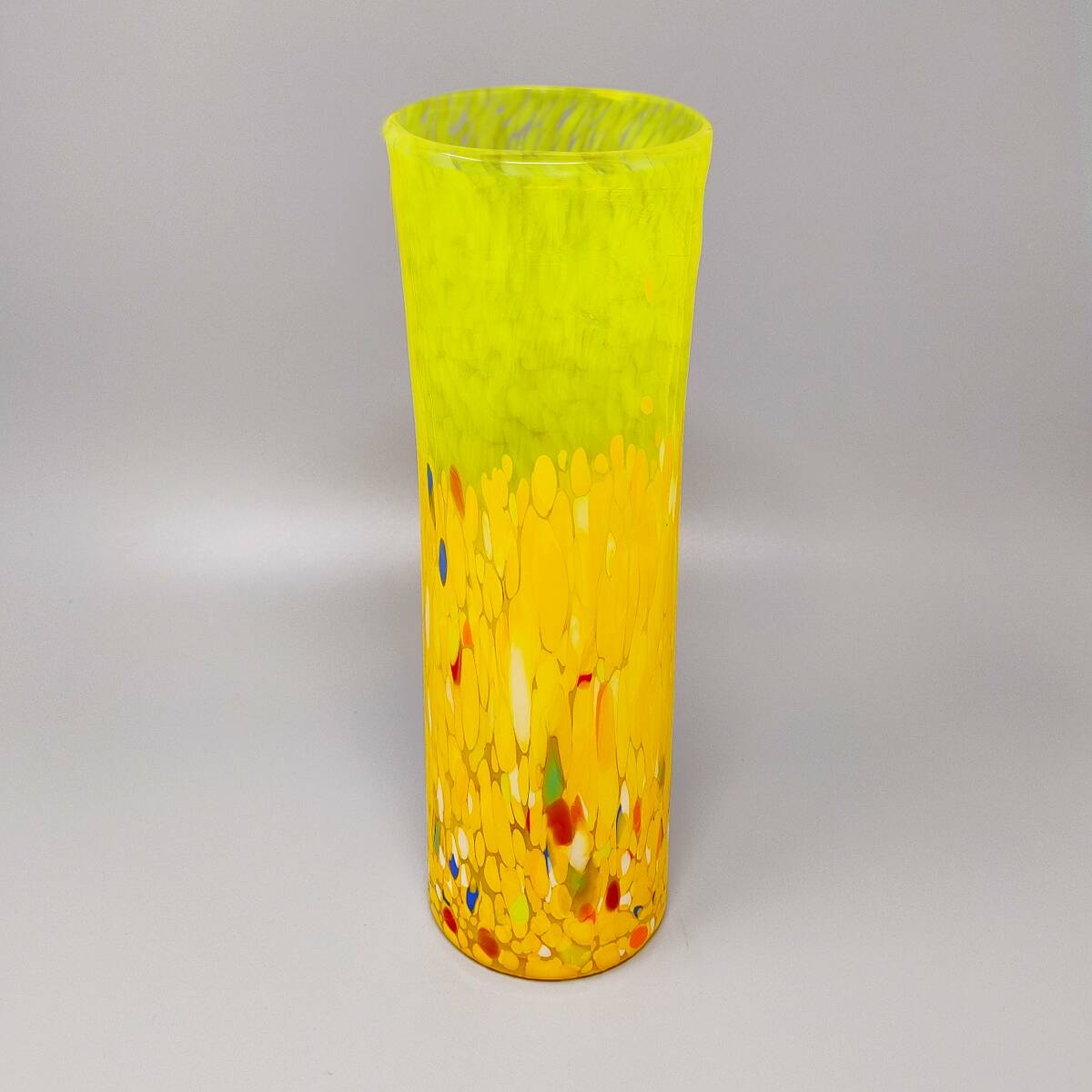 1970s Luxury Yellow Handrafted Vase in Murano Glass by Maestro del Vetro. M
