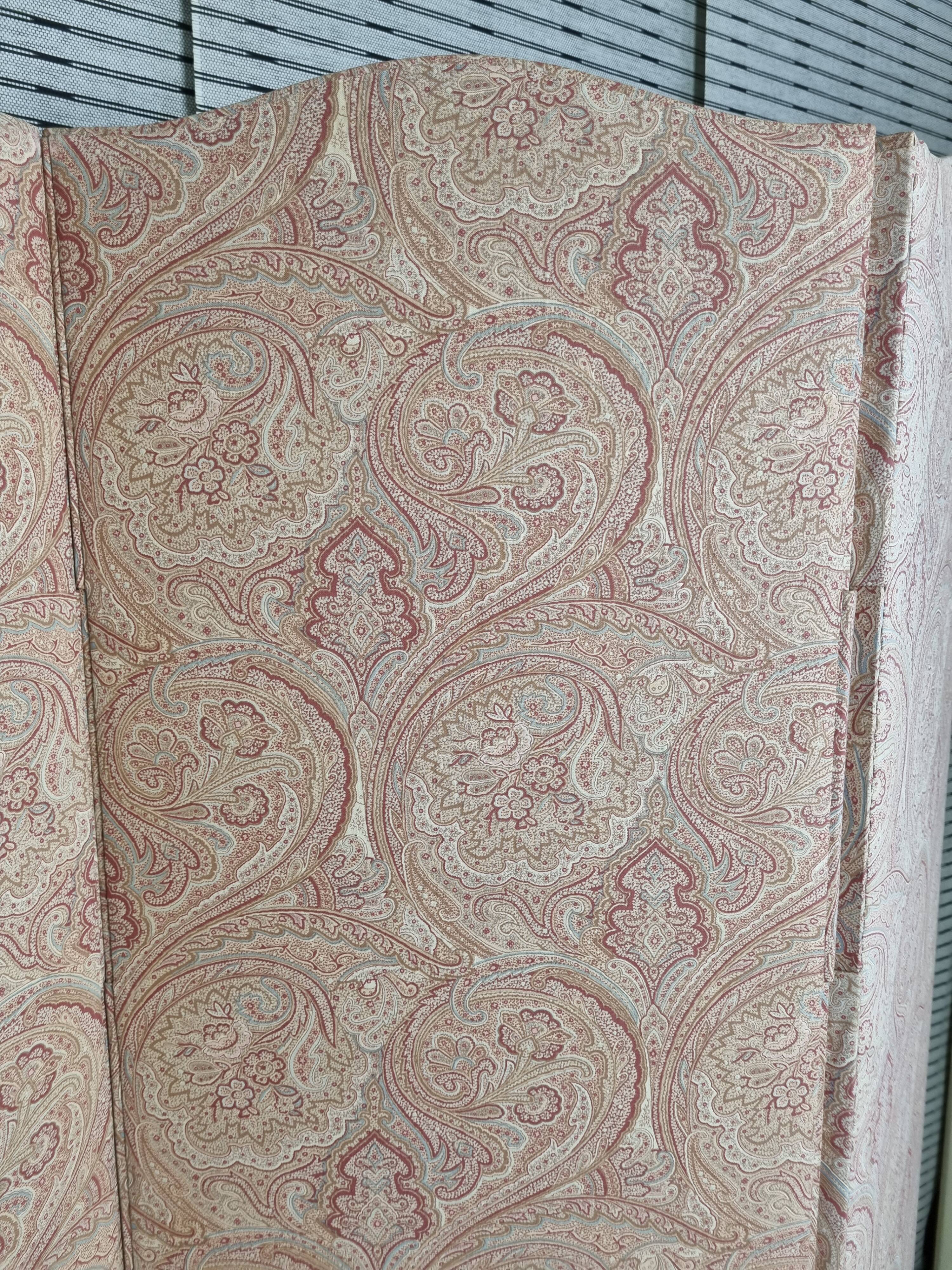Wooden screen and fabric, powder pink, three panels, 150 cm
