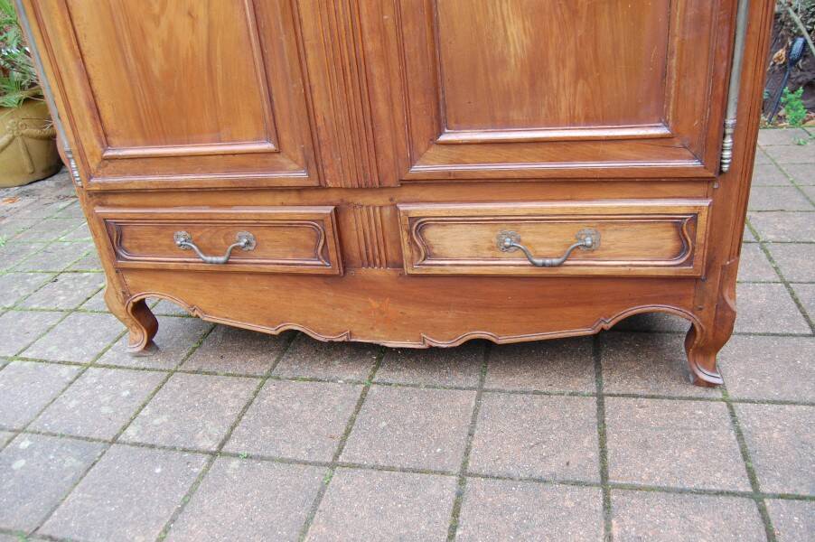 Louis XV style low walnut cabinet from the 19th century