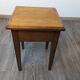 Tabouret coffre en bois