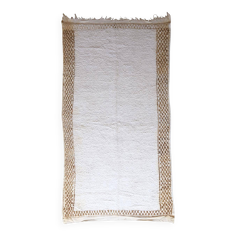 Vintage Moroccan rug - 318 x 163 cm