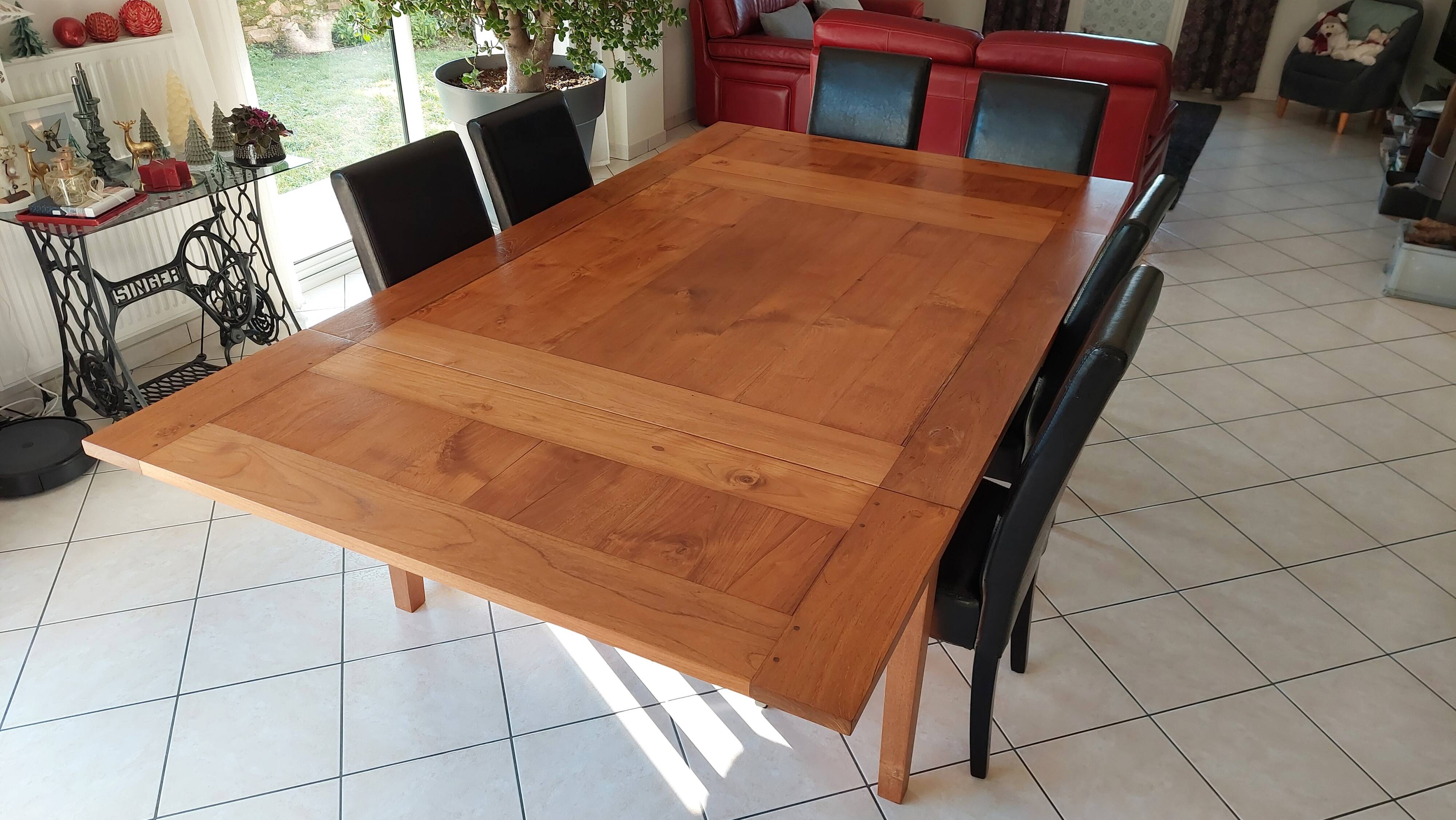 Extendable exotic wood table