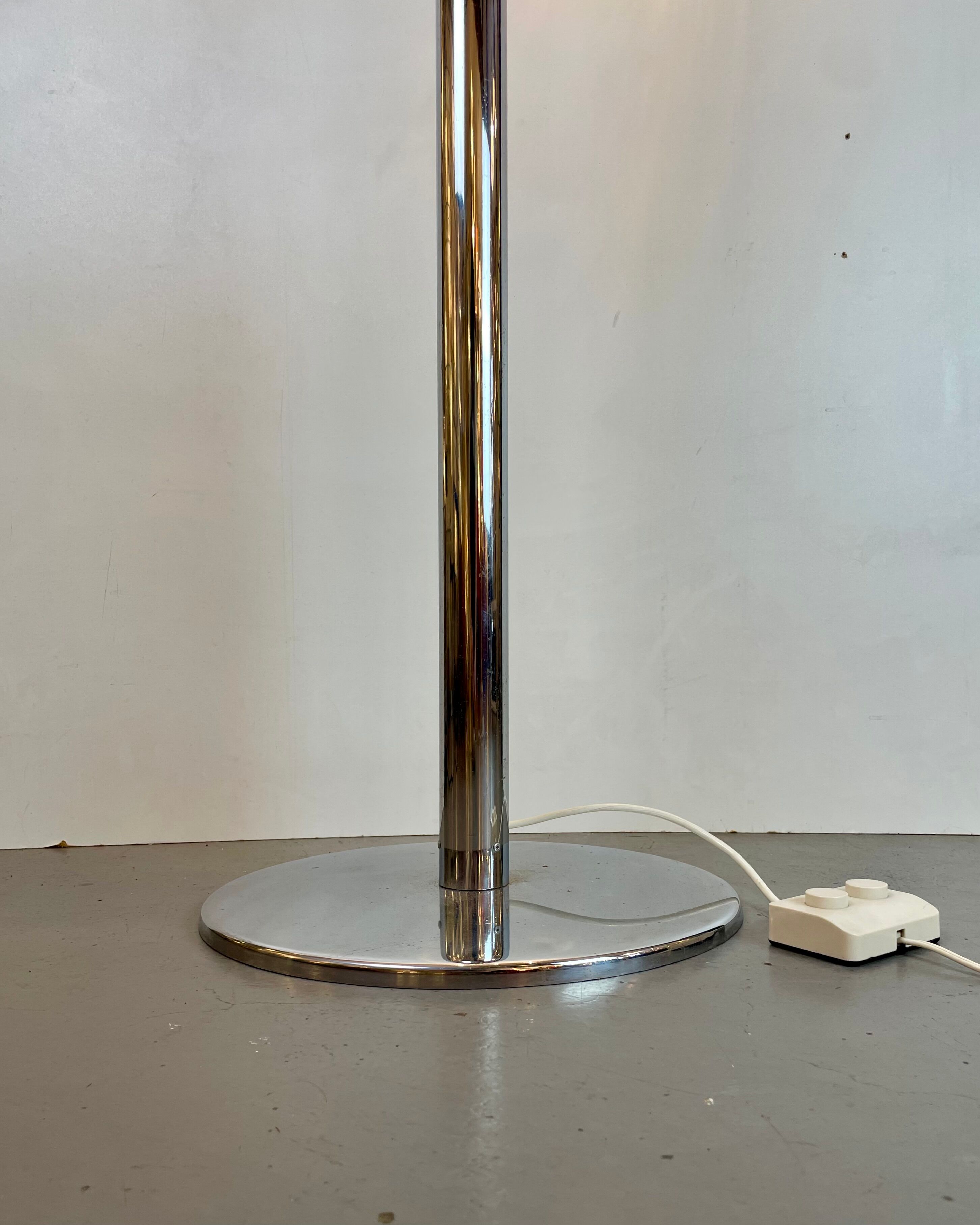Space-Age Floor Lamp att. to Goffredo Reggiani, Italy, 1970s