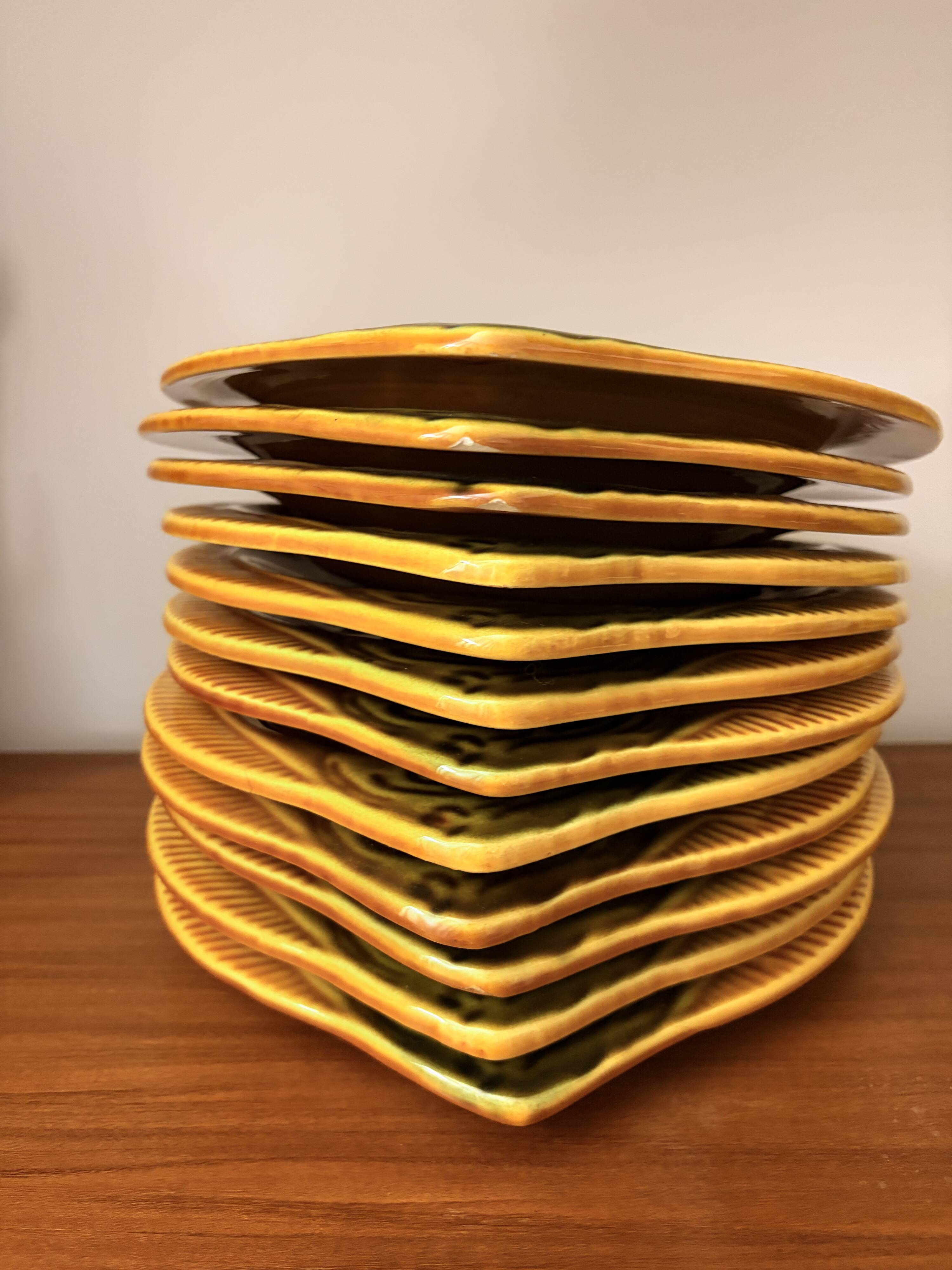 12 fish plates Vallauris in orange and green earthenware vintage 60s/70s