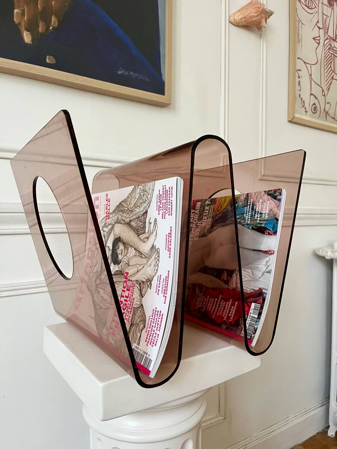 Plexiglas magazine rack by Michel Dumas for Rochebobois