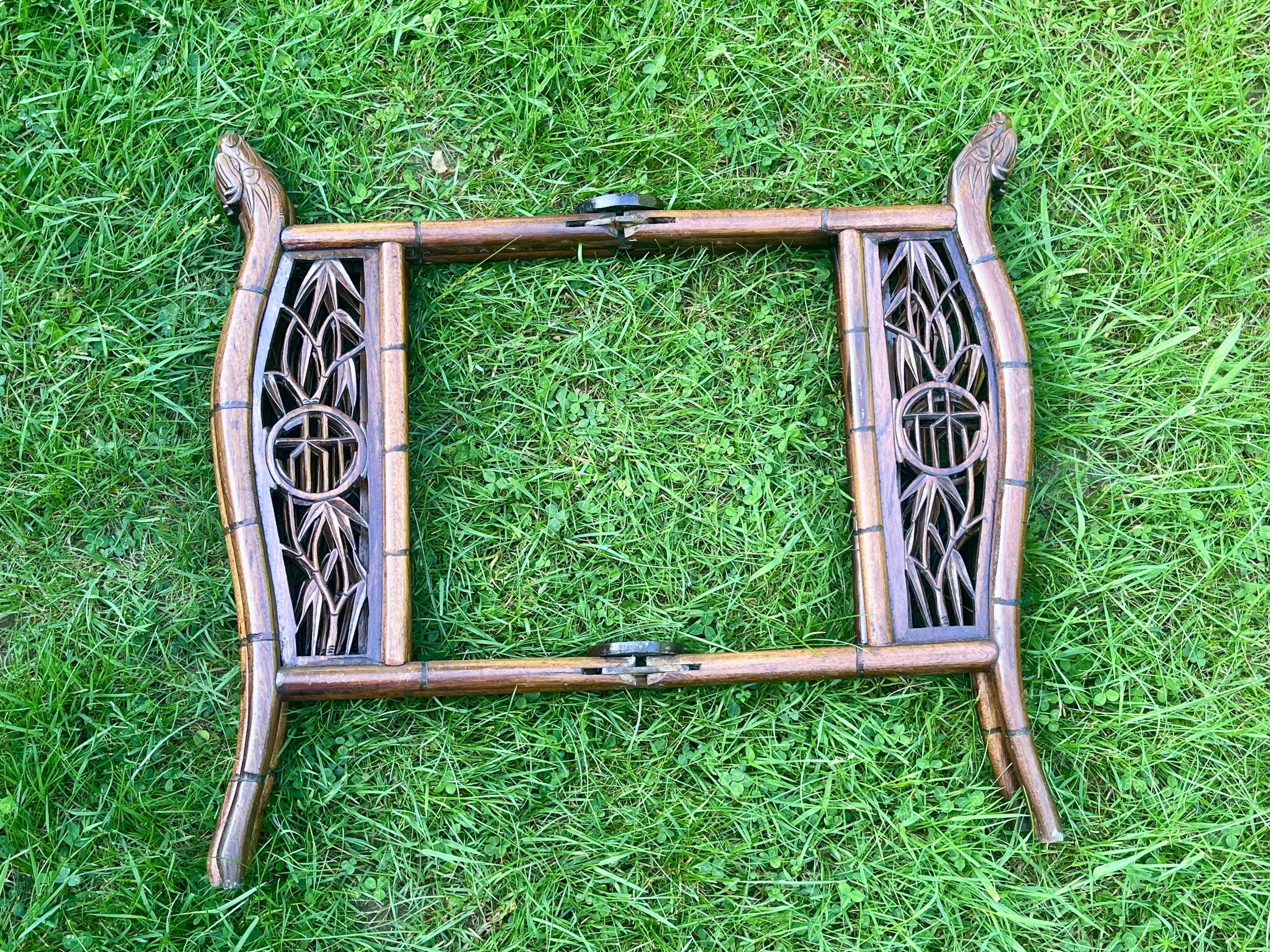 Indochinese coffee table - diameter: 74 cm - Very good condition