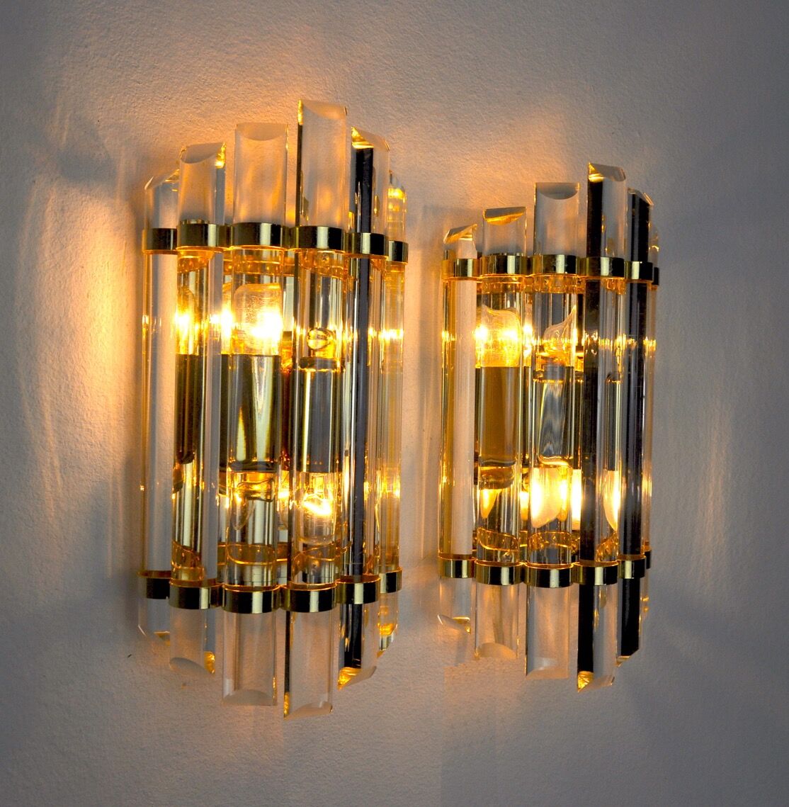 Pair of Venini wall lamps, Murano glass, Italy, 1970