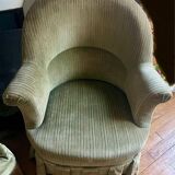 2 fauteuils crapaud verts, années 50