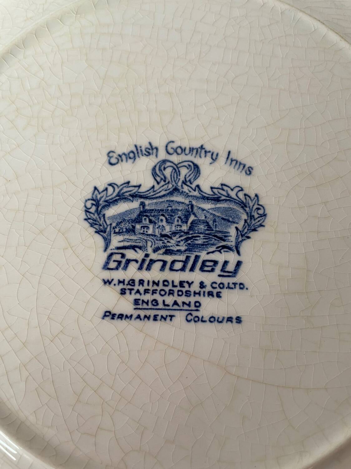 English Country Inns Grindley Plate