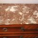 Commode sauteuse ne bois de placage
