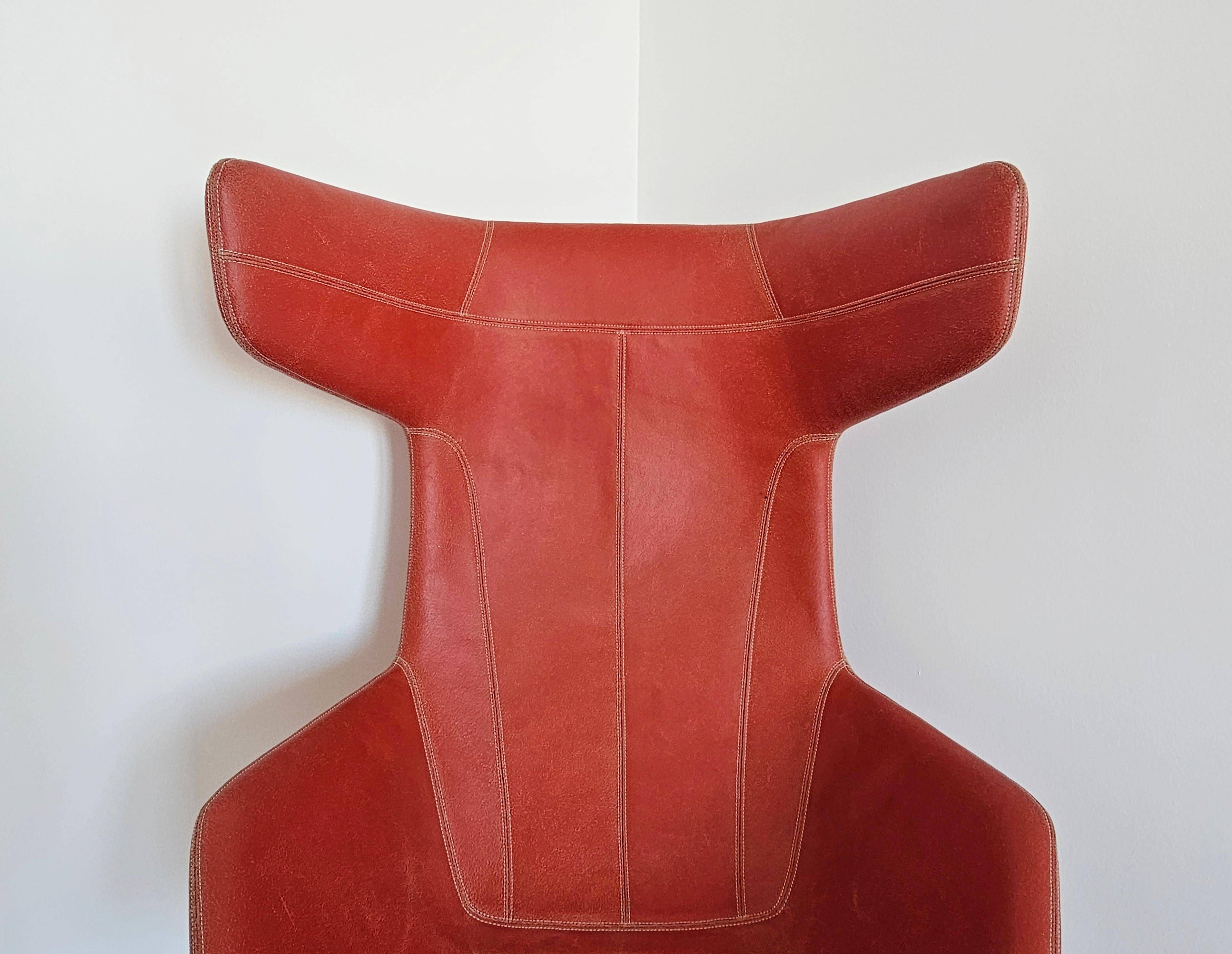 "Take a line for a walk" Armchair and Ottoman Alfredo Haberli for Moroso