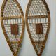 Paire de raquettes en bois