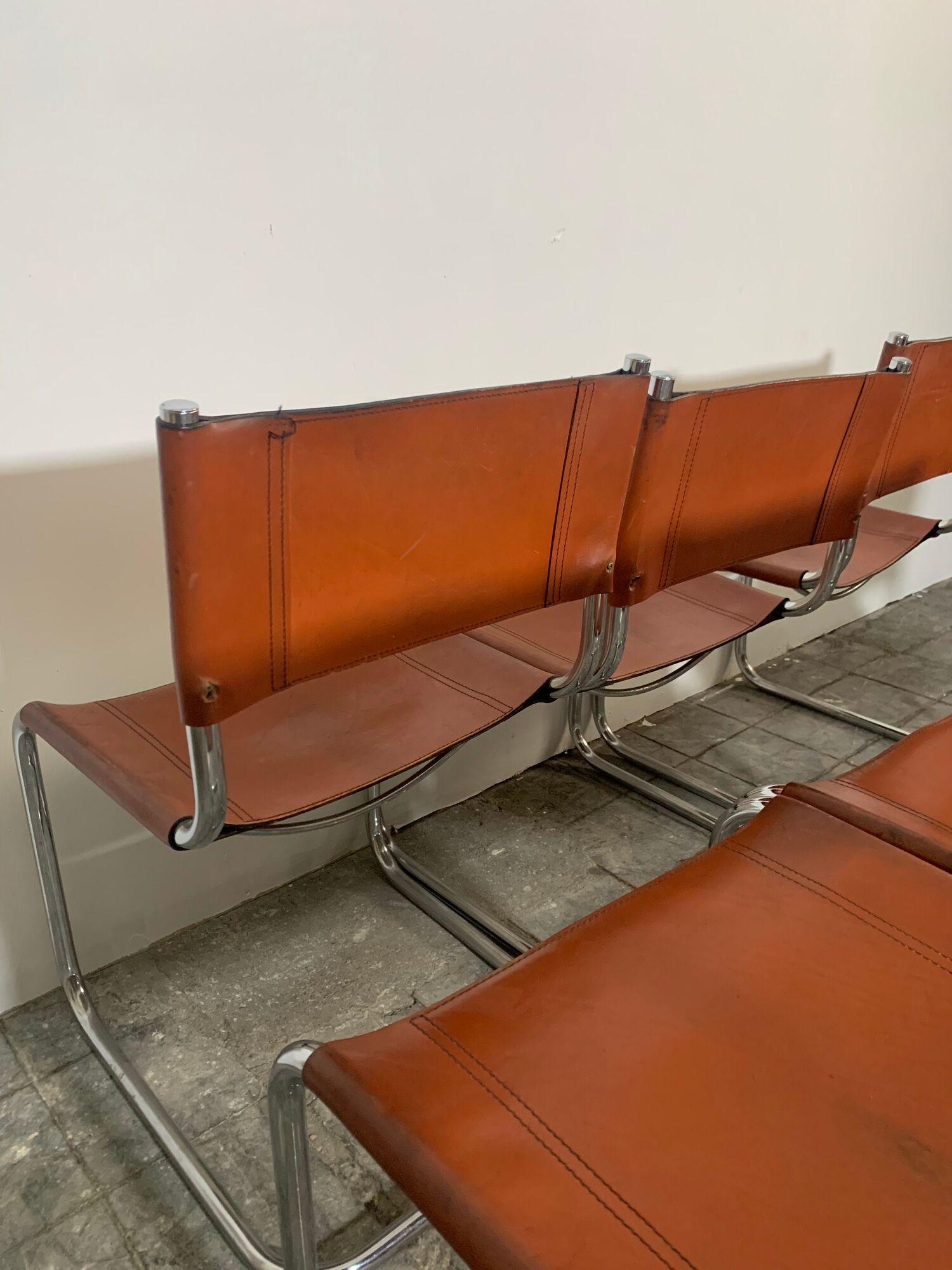 Set of 6 dining chairs