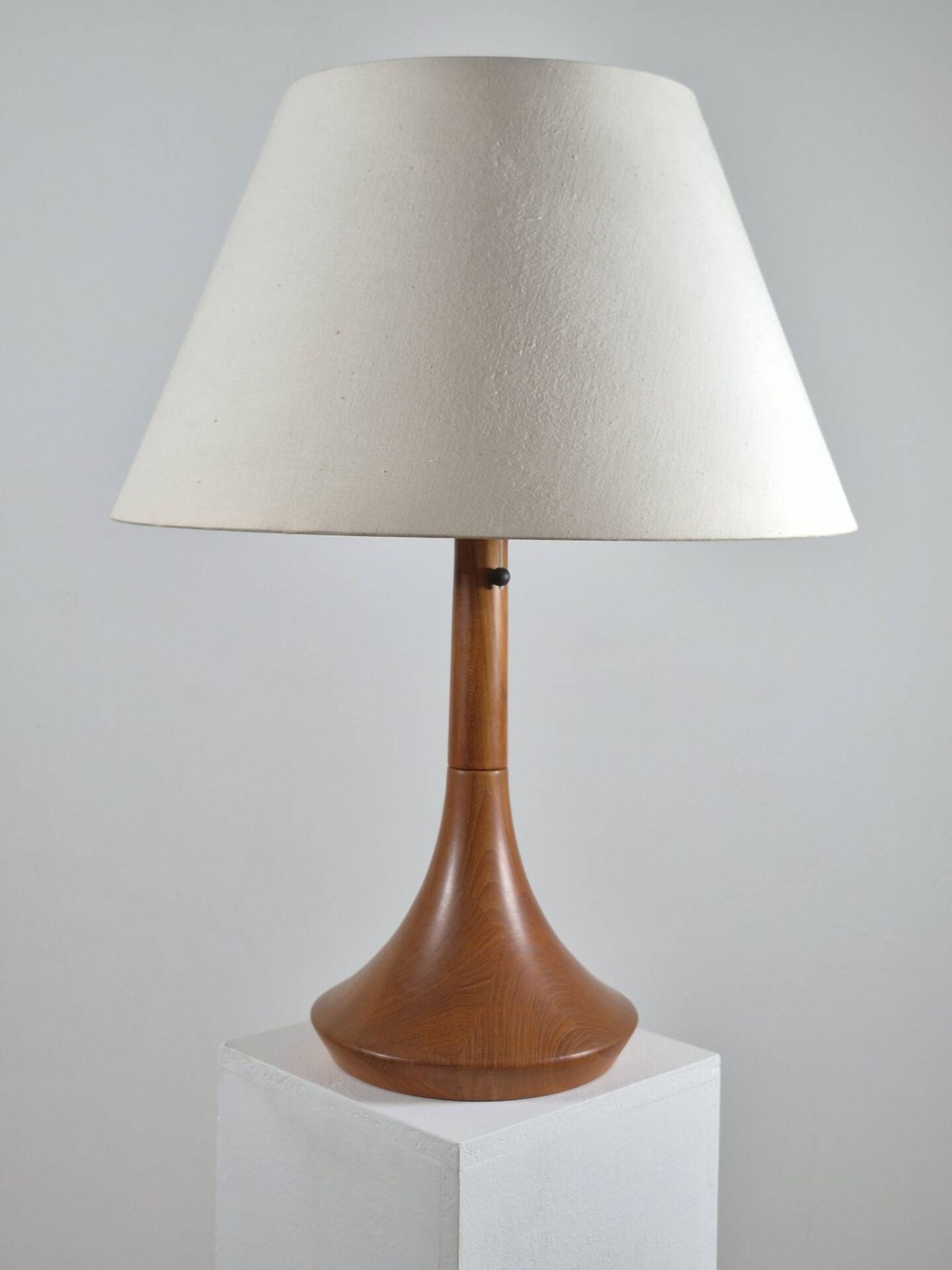 Danish vintage table lamp from the 1950s, Scandinavian.