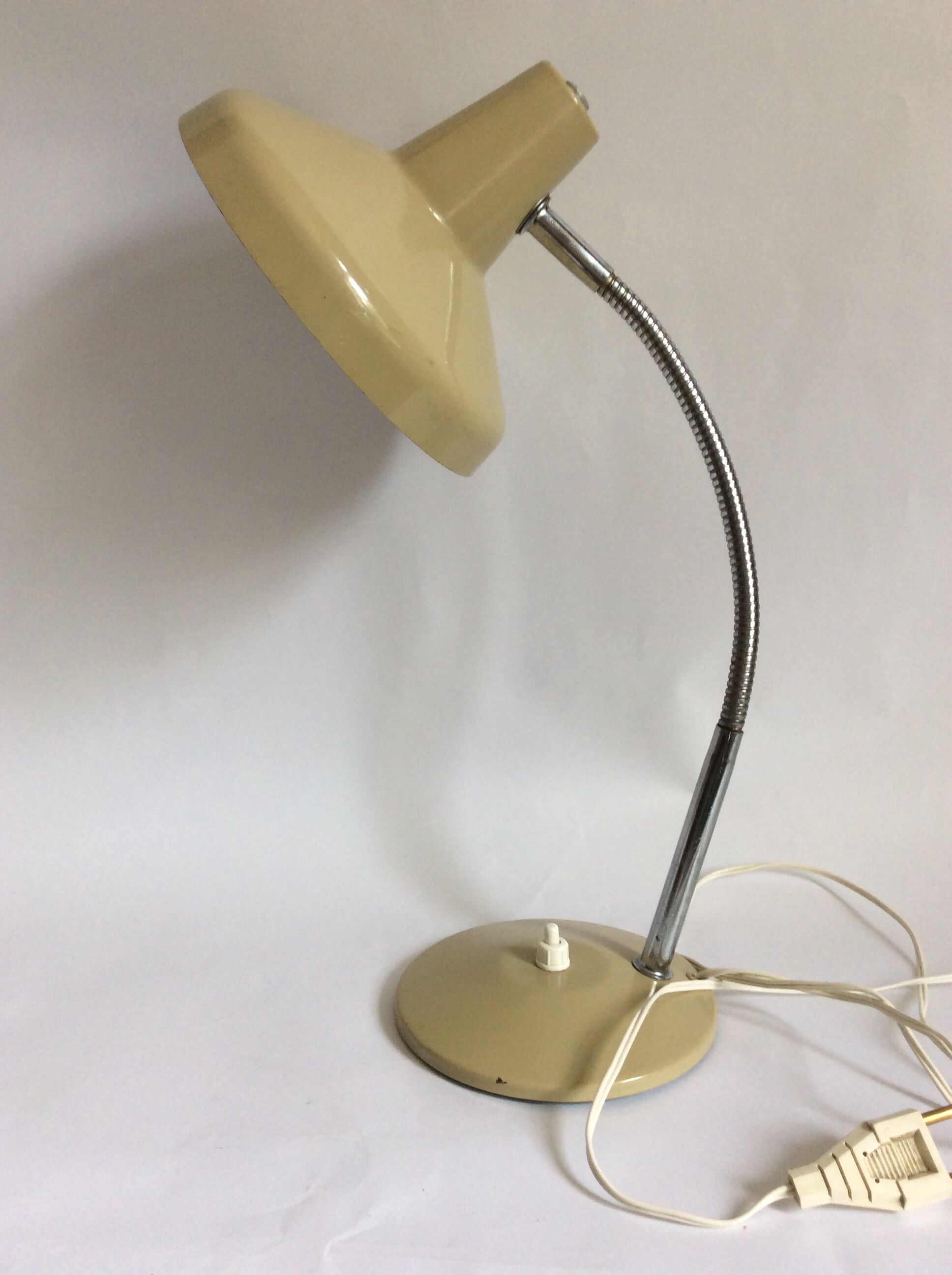 Vintage articulated lamp