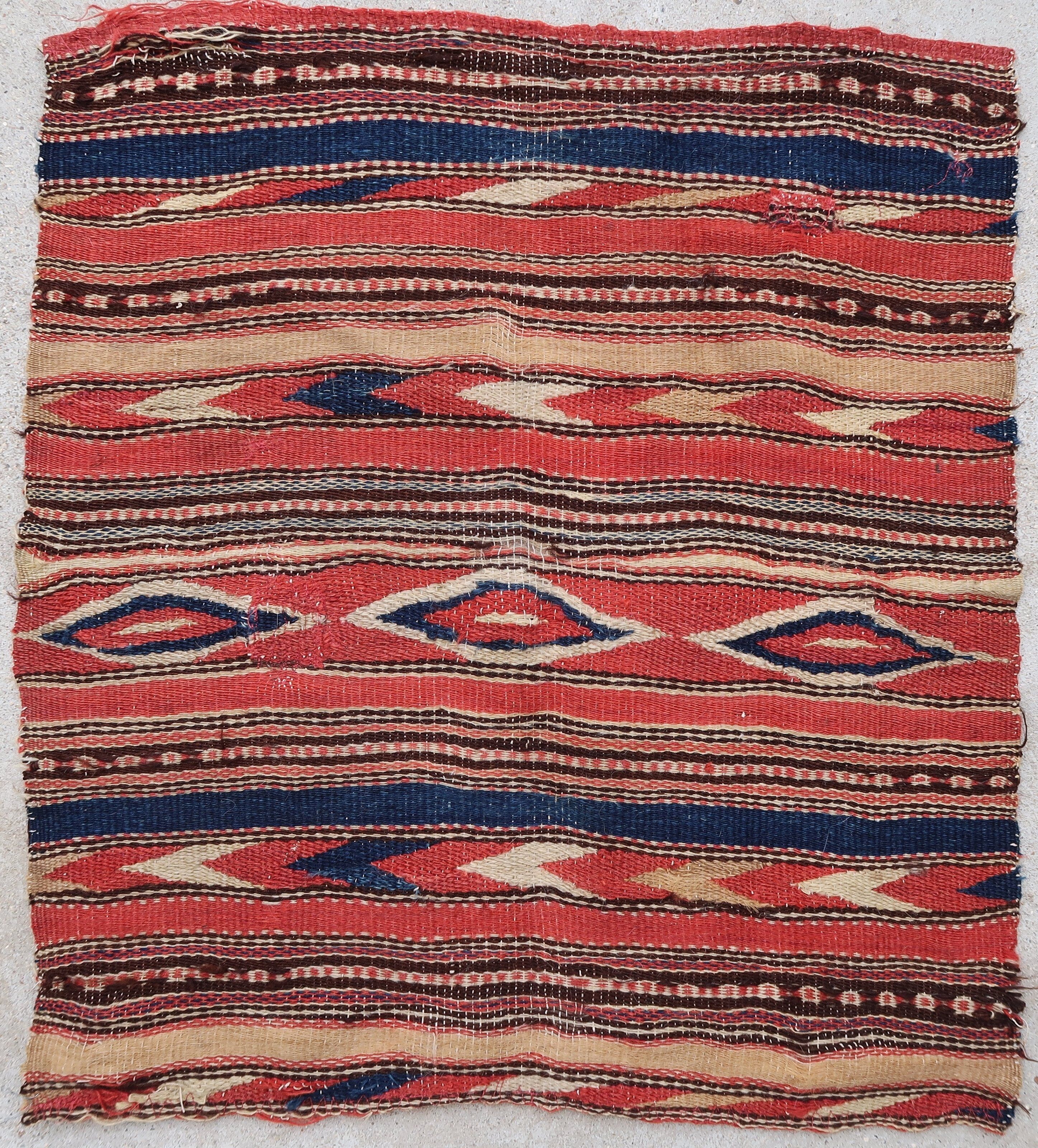 Balkanian kilim 1900