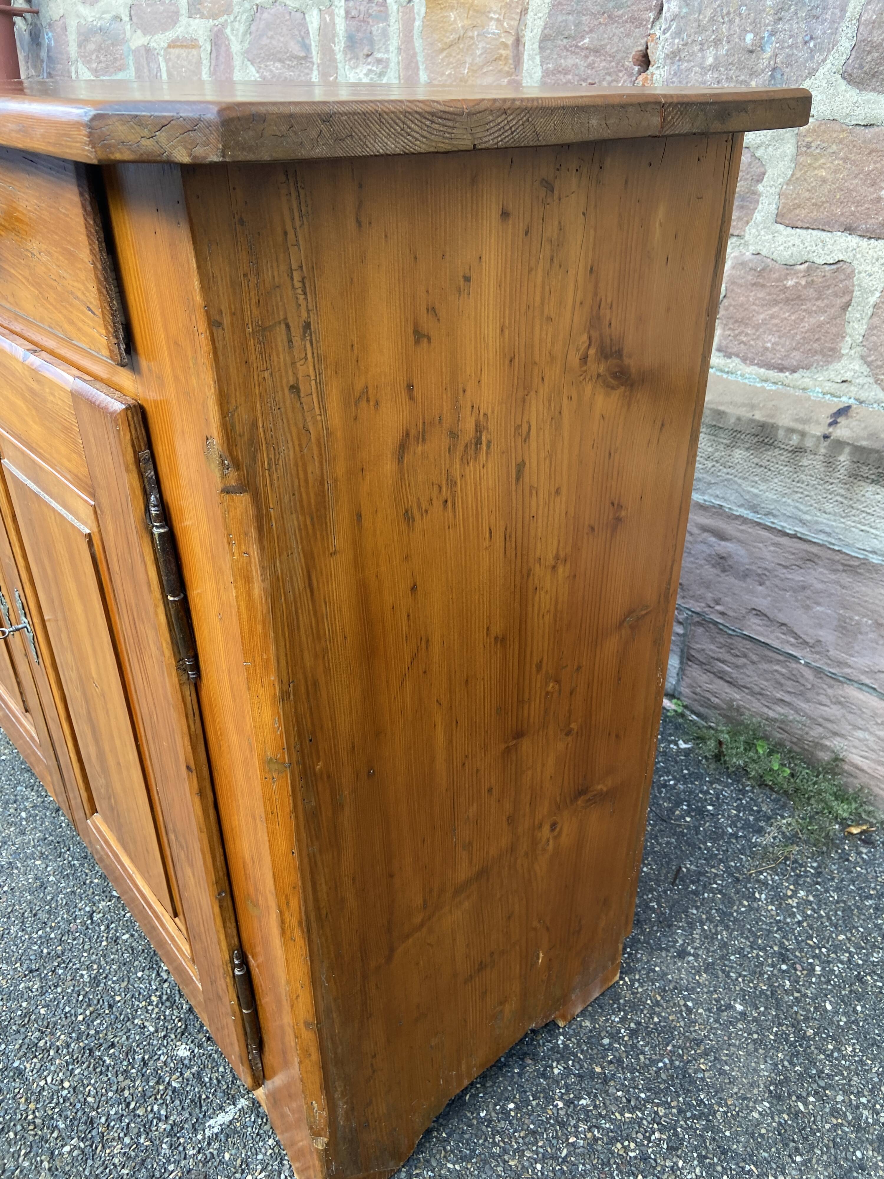 Buffet bas sapin Alsace
