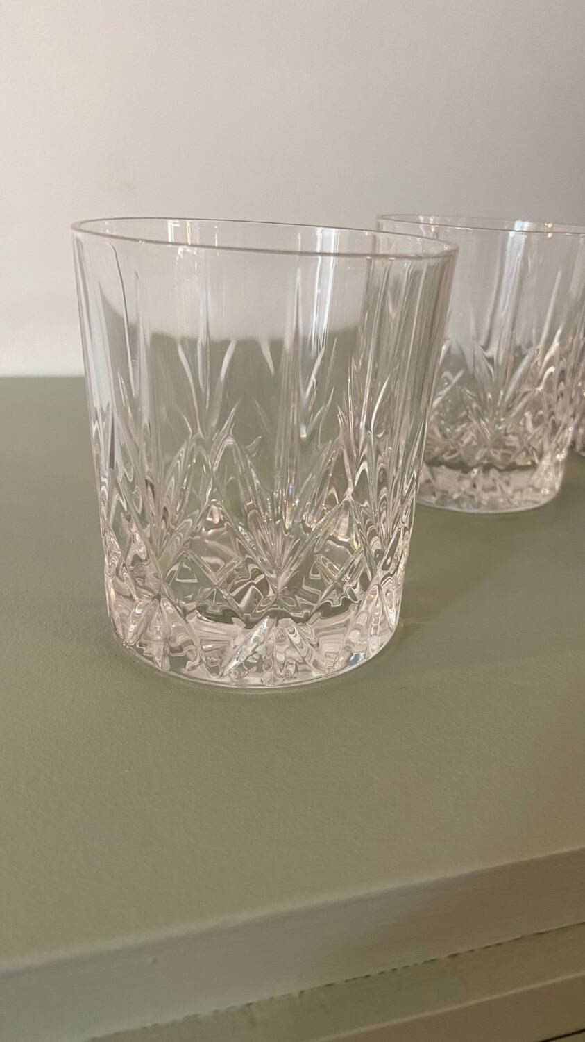 Set of 4 Whiskey glasses in cut glass 1970