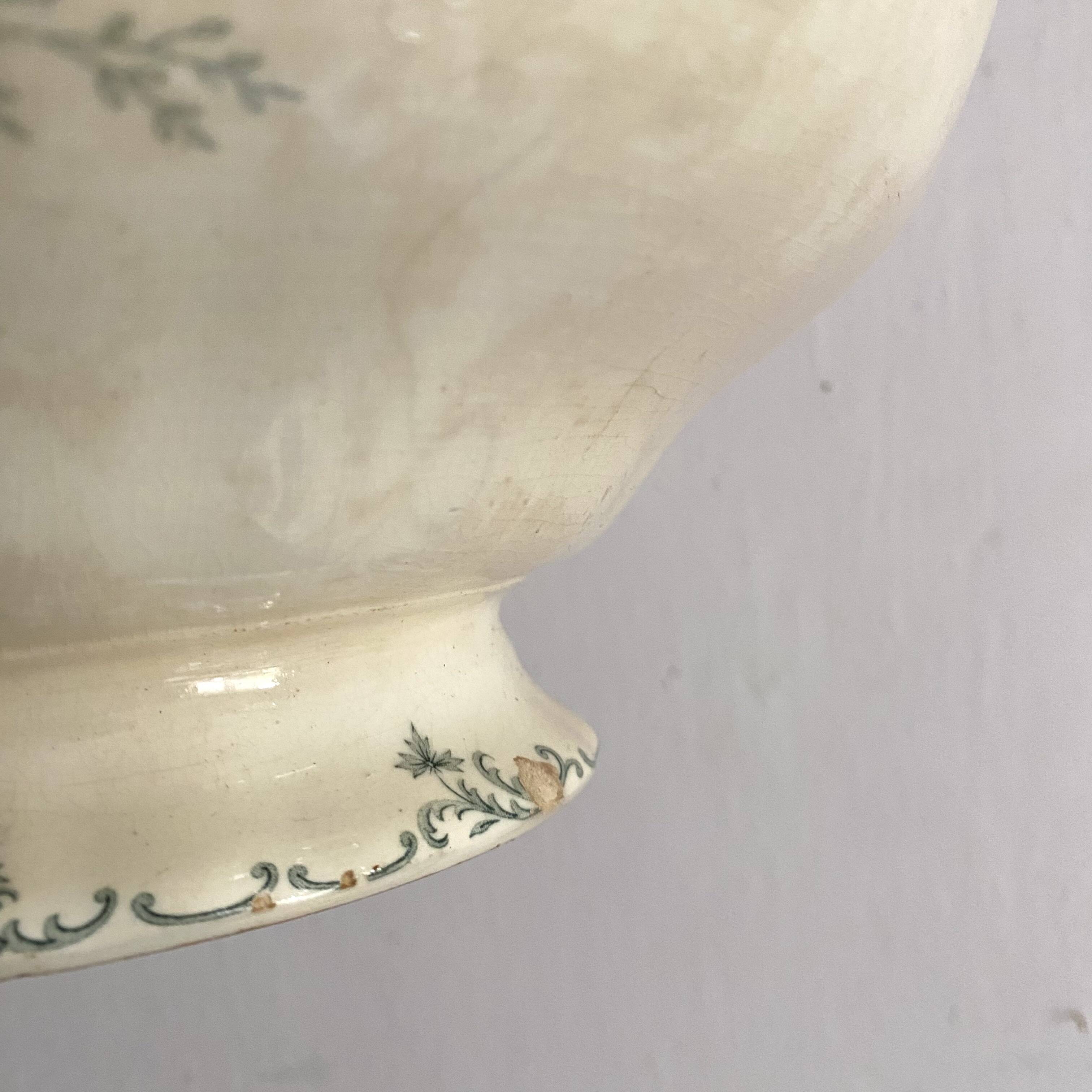 Old iron earth salad bowl, poppy model