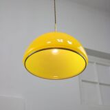 Lampe à suspension italienne du milieu du siècle en verre jaune et laiton