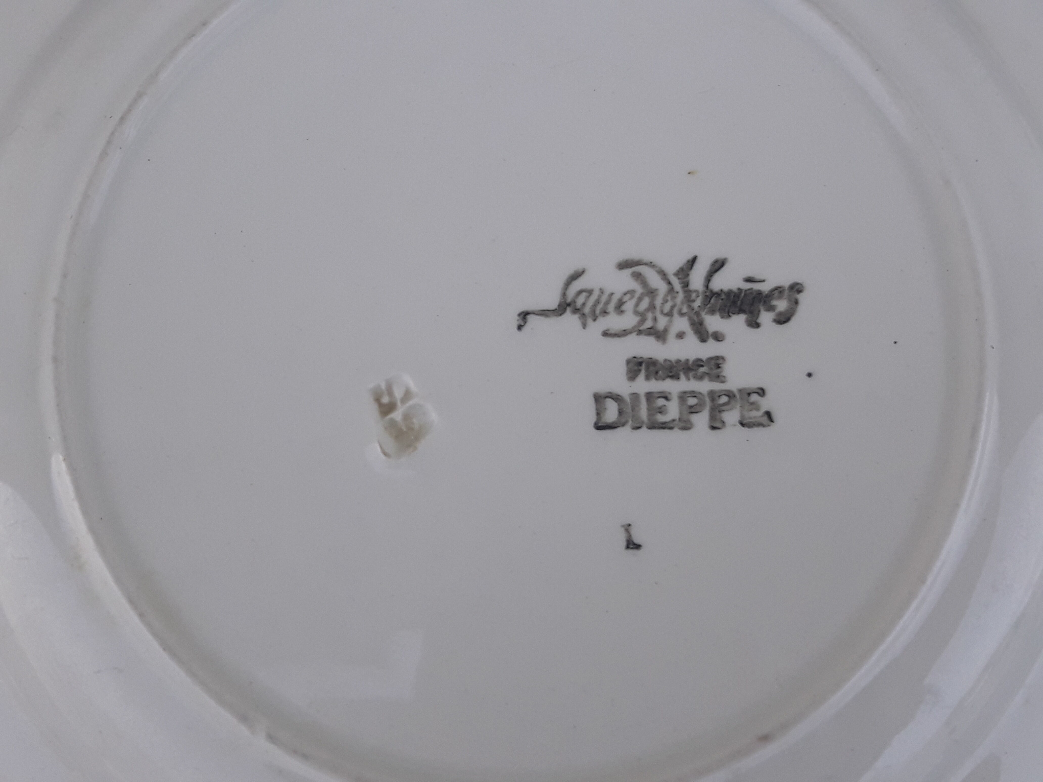 2 flat plates in Sarreguemines model Dieppe diam 20 cm