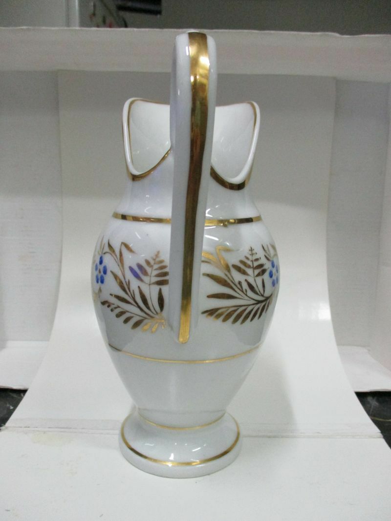 Paris porcelain needle swan collar handle