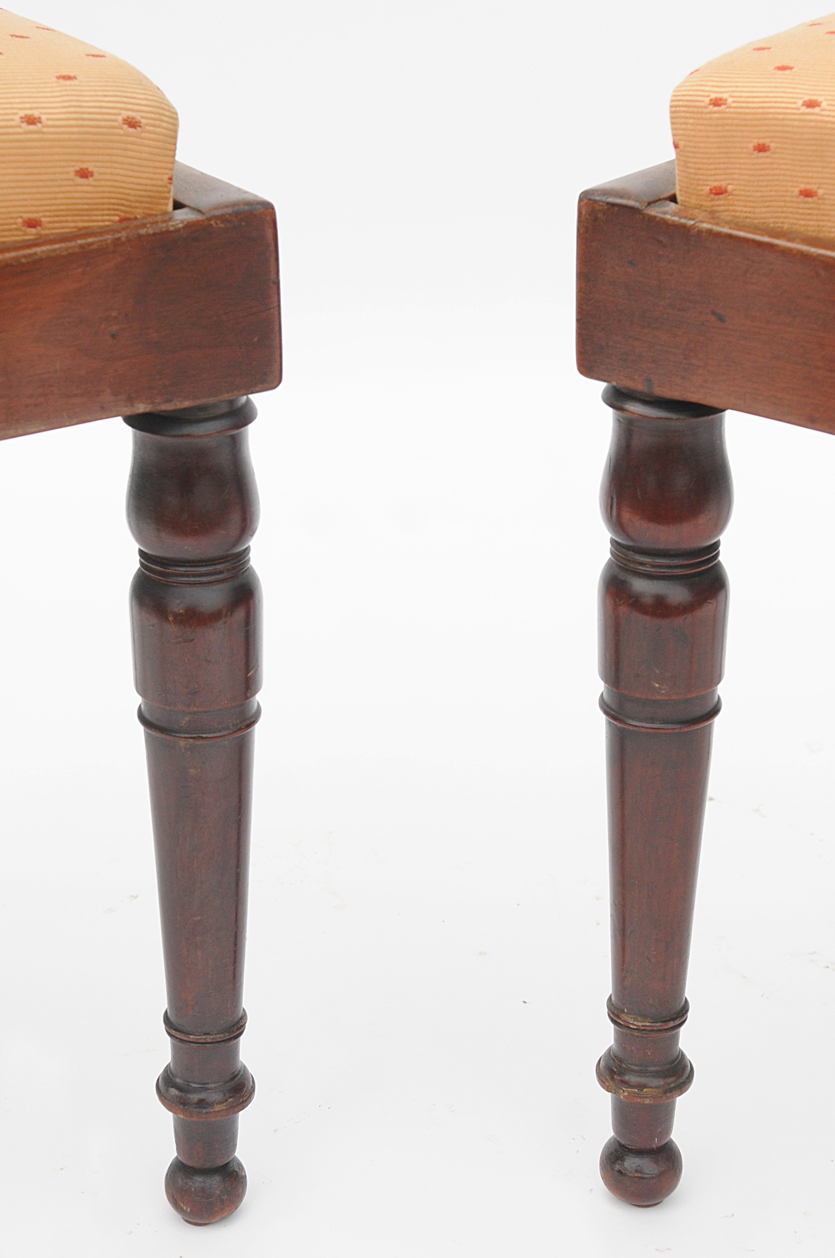 Series of 4 gondola chairs