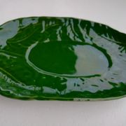 Plat ovale décor en relief
