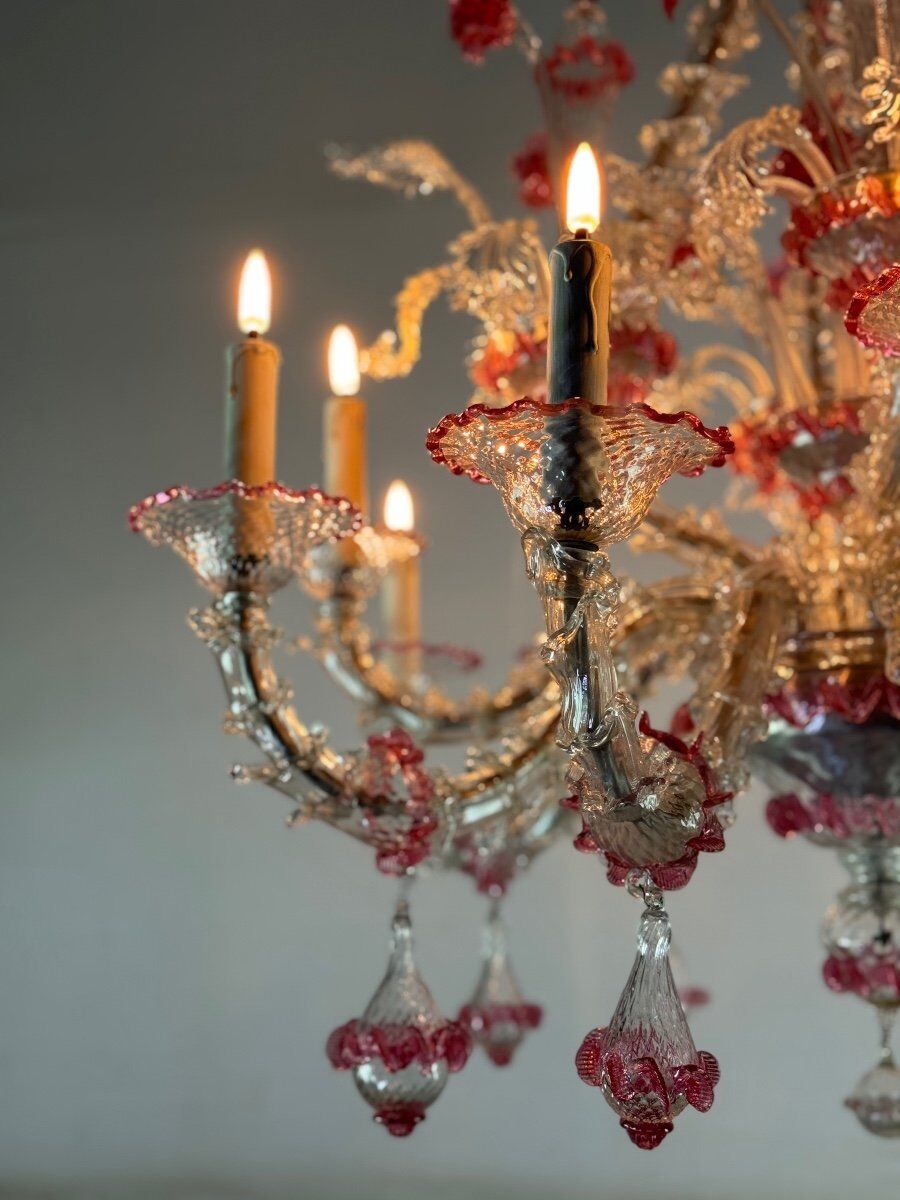 Rezzonico Venetian chandelier in colorless and red Venetian glass, circa 1920