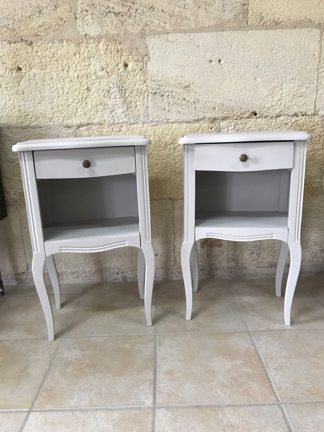 Lot tables de chevet beige