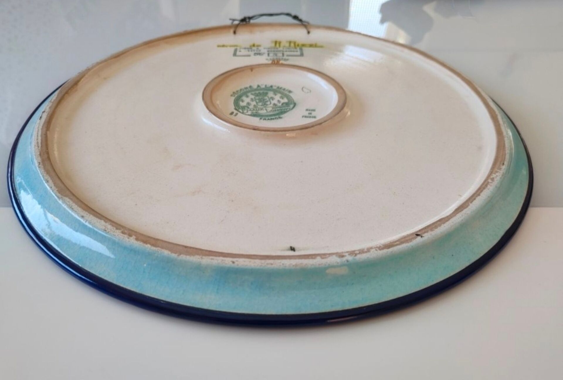 Superb enamel dish from Longwy, signed, year 1940.
