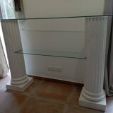 Column console in staff