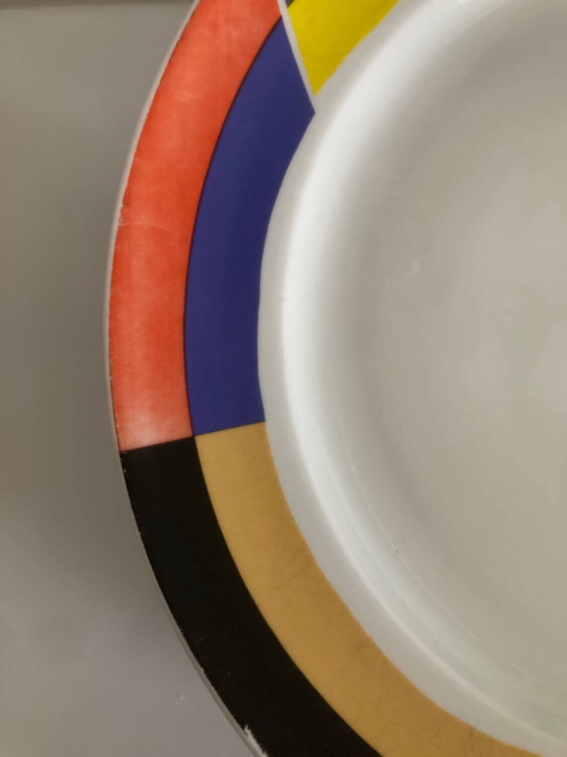 6 Memphis Style Dinner Plates by Habitat Vintage